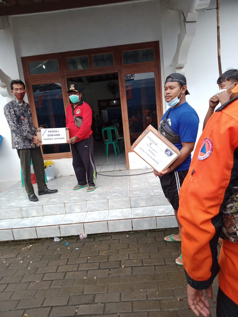 DONASI UNTUK KORBAN BANJIR DESA DORANG
